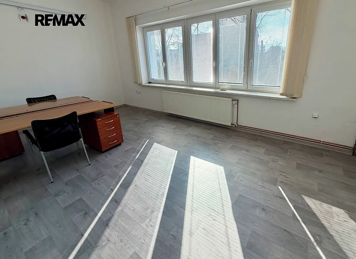 Pronájem kanceláře 24 m²